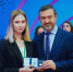 Волонтеры института Дарья Лохонова и Арина Сотникова награждены памятным нагрудным знаком «Доброволец Оренбуржья»! - ОГТИ