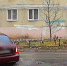Асфальт ушел из-под колес: В Оренбурге во дворе на улице Брестской под колесом автомобиля провалился асфальт - Ural56.Ru