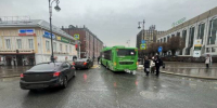 В Оренбурге будут судить водителя автобуса, сбившего женщину-пешехода в марте. Пострадавшая получила тяжелые травмы - Ural56.Ru
