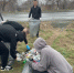 Школьники и студенты активно включились в уборку города - Город Орск