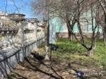 «Почему у нас в городе только шаурма на каждом углу?»: Жители Орска выступили против строительства киосков на остановке «Улица Нефтяников»
