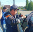 Вызволение ребенка. Фото: Департамент ПБ и ГЗ Оренбургской области. - Ural56.Ru