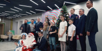 Герои Оренбуржья исполняют новогодние мечты детей - Орская Газета