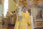 ПРЕОСВЯЩЕННЕЙШИЙ ИРИНЕЙ ВОЗГЛАВИЛ ПРЕСТОЛЬНОЕ ТОРЖЕСТВО ПЕТРОПАВЛОВСКОГО СОБОРА